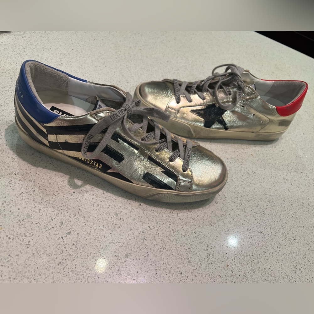 Golden Goose Super-Star silver metallic low top sneaker. NEW size 39